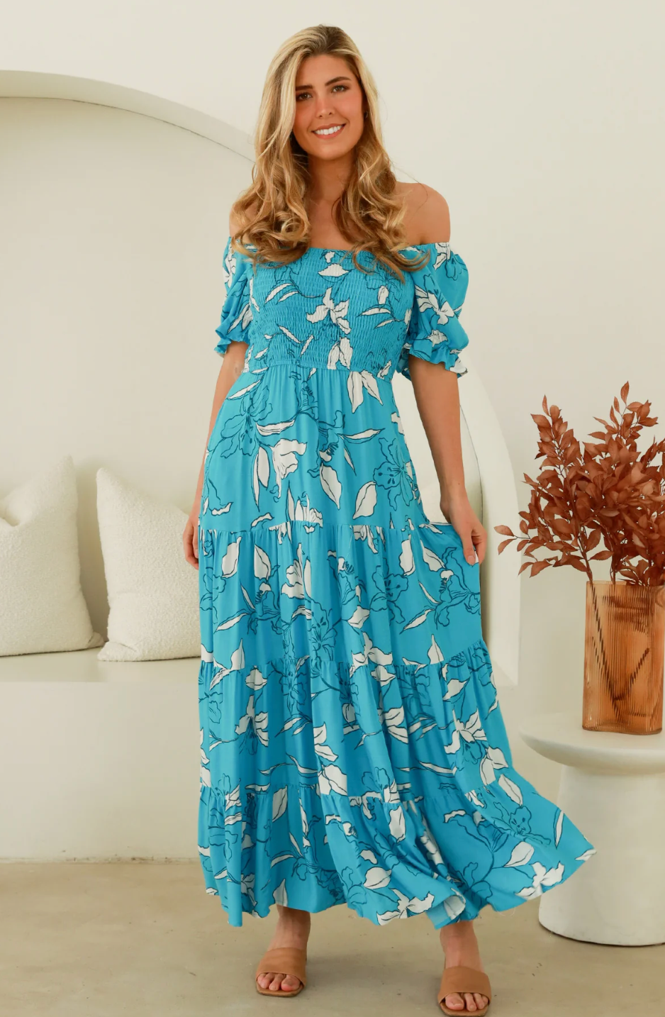 Flor Blanca Maxi Dress