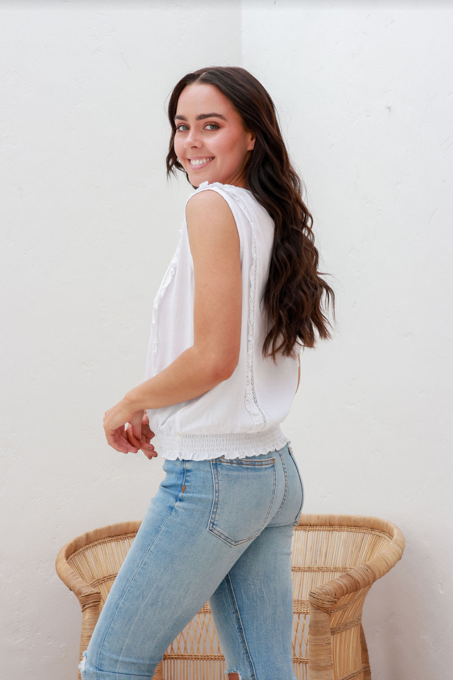 Atlas Top White