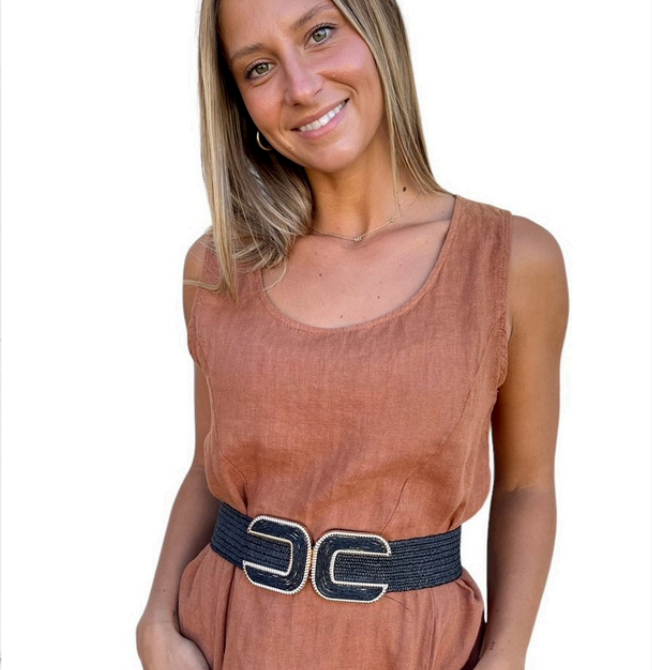 Black clip front belt