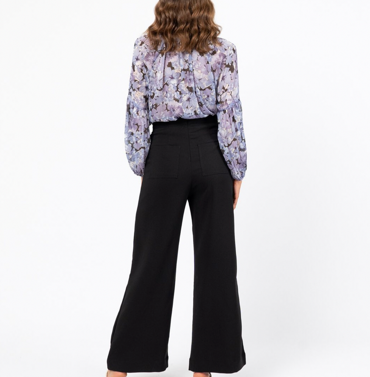 White closet d Boss pants